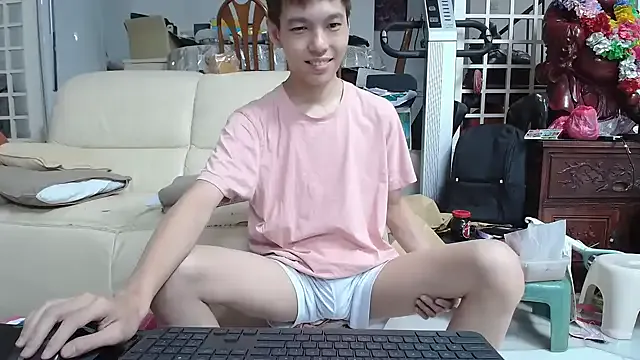  – webcam model profile photo Image 8