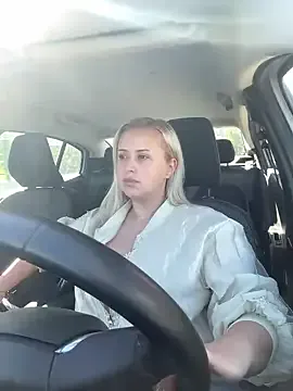 EarlyPrincess – webcam model profile photo Image 6