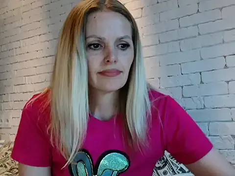 PumaShyXD – webcam model profile photo Image 10
