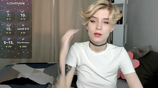 hina_porn – webcam model profile photo Image 2