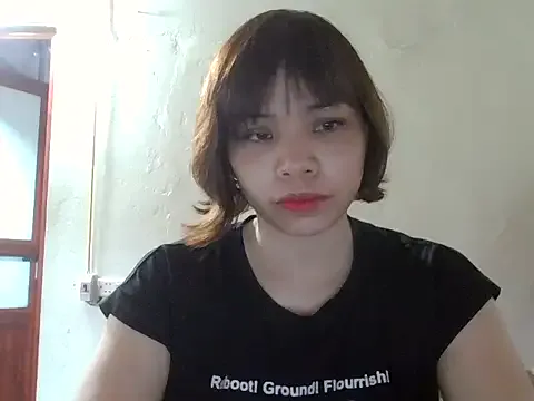 pussysexxyofficial – webcam model profile photo Image 4