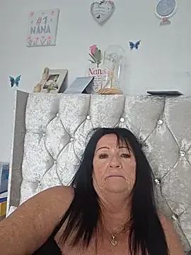 Mia--meow – webcam model profile photo Image 10