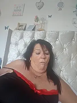 Mia--meow – webcam model profile photo Image 12