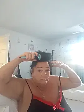 Mia--meow – webcam model profile photo Image 17