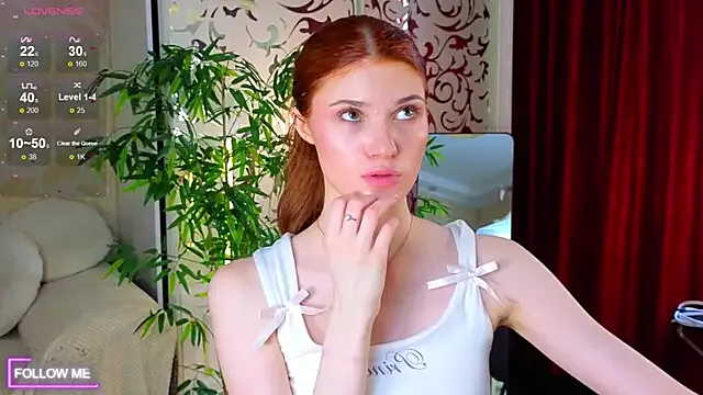 -Alisa – webcam model profile photo Image 5