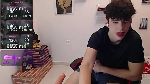 oypo – webcam model profile photo Image 11