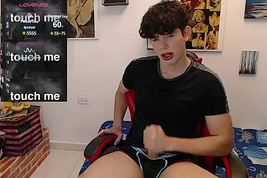 oypo – webcam model profile photo Image 15