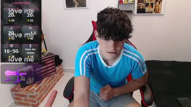 oypo – webcam model profile photo Image 2