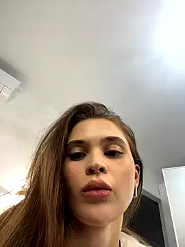 Nonchan_ – webcam model profile photo Image 12