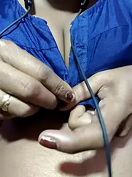 PumaShyXD – webcam model profile photo Image 15