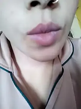 Anki-doll – webcam model profile photo