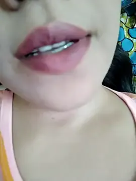 ManaMi-maru – webcam model profile photo Image 5