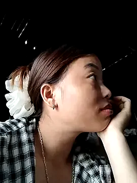 Dancing_wmyselF_ – webcam model profile photo Image 7