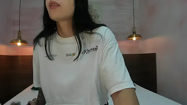 oxo_yuna_oxo – webcam model profile photo Image 6