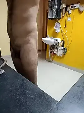 maataaan – webcam model profile photo Image 12