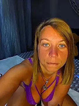 GanseloMix – webcam model profile photo Image 4
