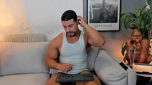 841_yayoi – webcam model profile photo Image 17