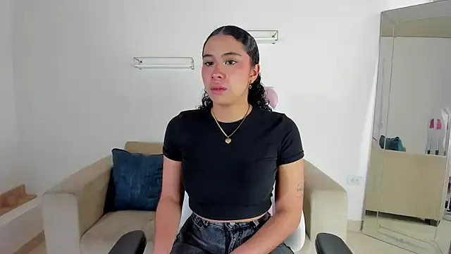 Selenaaaaa- – webcam model profile photo Image 8