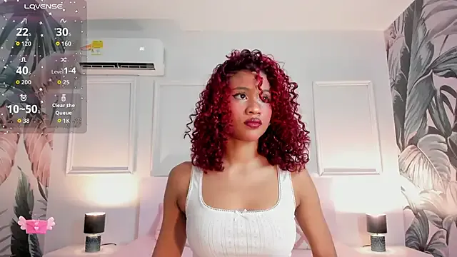 _MiaQueen_ – webcam model profile photo Image 15