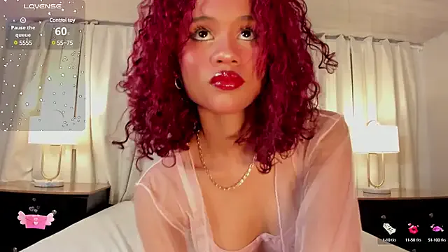 _MiaQueen_ – webcam model profile photo Image 6