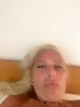 ASUKA-TV – webcam model profile photo Image 10