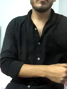  – webcam model profile photo Image 6