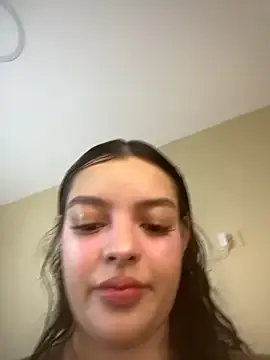 Cute-Zarina – webcam model profile photo Image 14