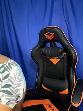 NANA_7 – webcam model profile photo Image 18