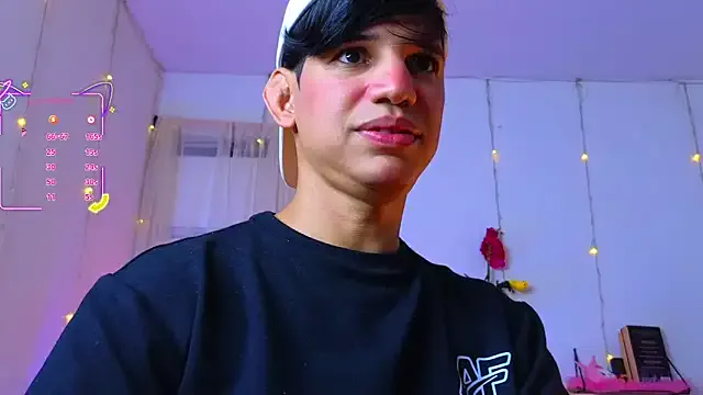 oxo_yuna_oxo – webcam model profile photo Image 4