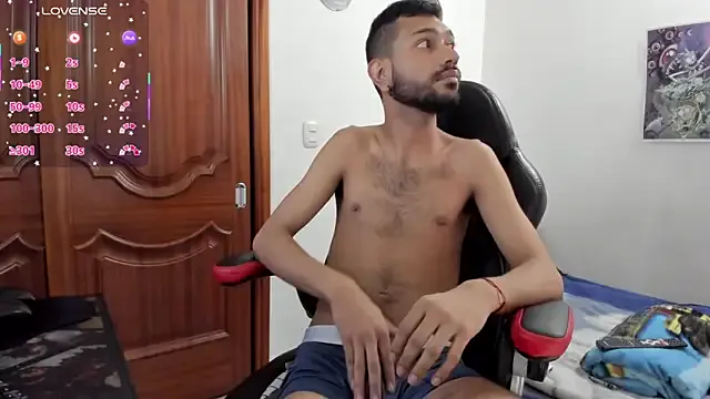 MISIRINN – webcam model profile photo Image 9