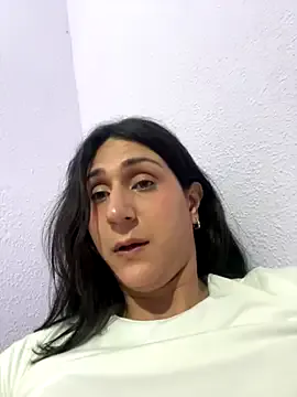 Yui-Ch – webcam model profile photo Image 19