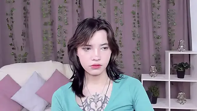 Megu_Melon – webcam model profile photo Image 3