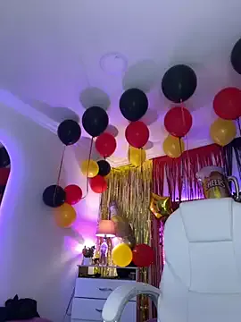 SpicySluts – webcam model profile photo Image 11