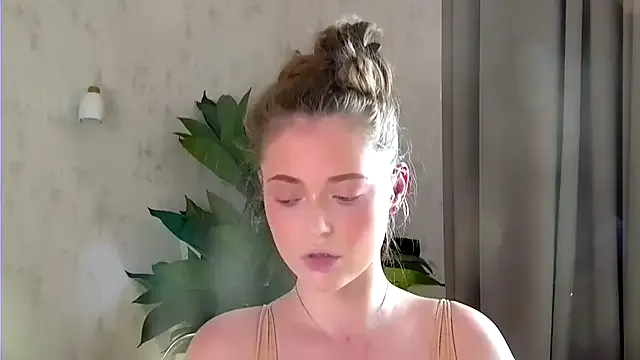 BonnieStylez – webcam model profile photo Image 8