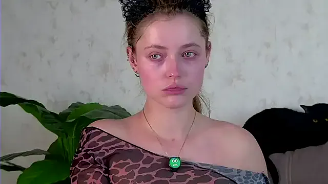 BonnieStylez – webcam model profile photo Image 9