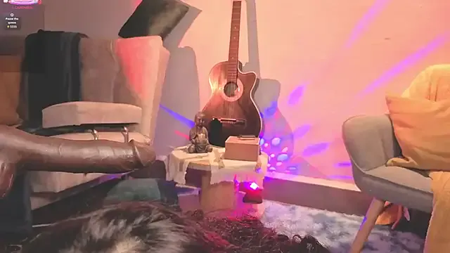 Nonchan_ – webcam model profile photo Image 4