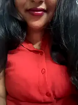  – webcam model profile photo Image 19