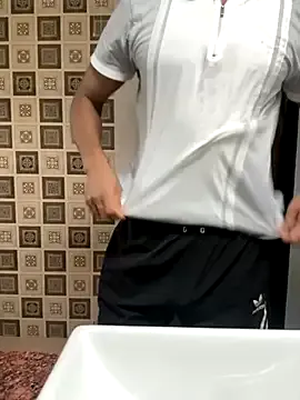 Megu_Melon – webcam model profile photo Image 18