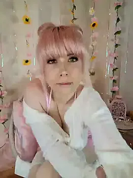  – webcam model profile photo Image 5