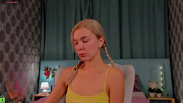 jayjayja19 – webcam model profile photo Image 7