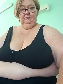 maataaan – webcam model profile photo Image 18