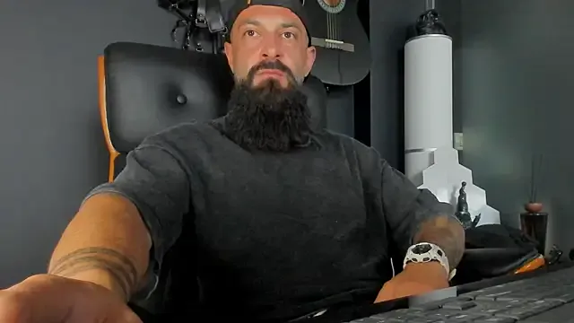 Mr_Genghis_Khan – webcam model profile photo Image 18