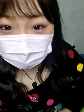 _Alicee_1 – webcam model profile photo Image 12