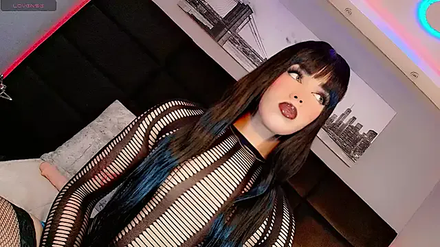  – webcam model profile photo Image 2