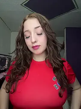 zui_lu – webcam model profile photo Image 3