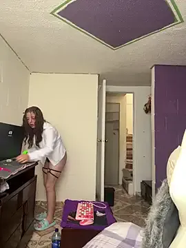 zui_lu – webcam model profile photo Image 5