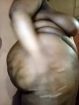 Mia--meow – webcam model profile photo Image 12