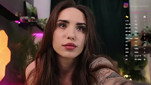 Barbieblondine – webcam model profile photo Image 17