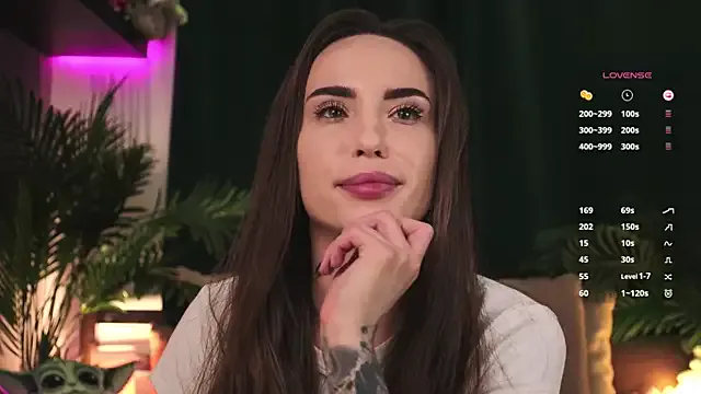 Barbieblondine – webcam model profile photo Image 3