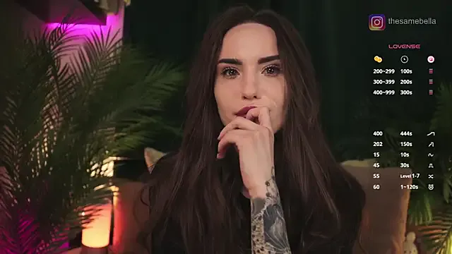 Barbieblondine – webcam model profile photo Image 5